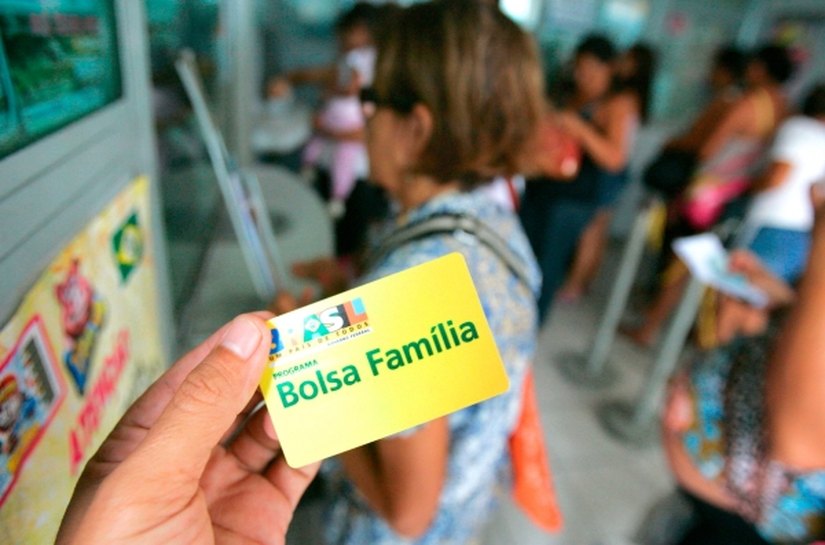Gestores são orientados sobre cadastros do Bolsa Família