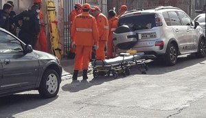 Flanelinha morre estrangulado ao ficar preso na camisa depois de cair de uma casa  / Foto: 0000000