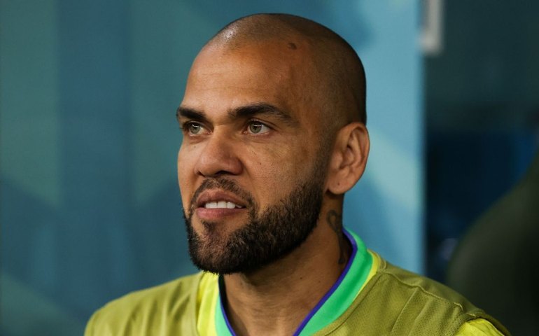 Preso desde janeiro, Daniel Alves completa aniversário de 40 anos