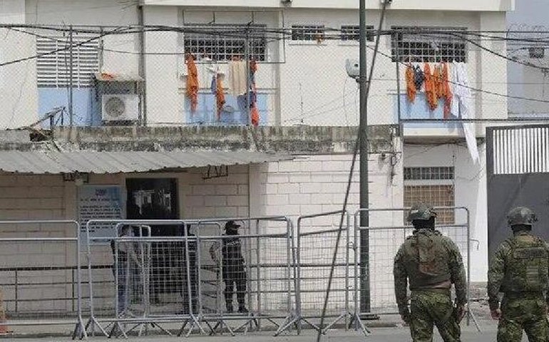 Explosão próxima a prisão no Equador deixa ao menos nove mortos
