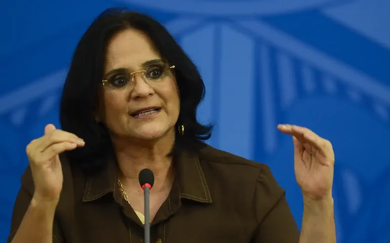 Prerrogativas pede que PGR investigue Damares Alves pelo caso da Ilha do Marajó