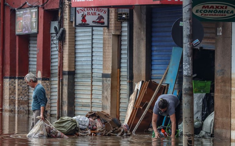 Defesa Civil Alerta emite mensagem de teste para 11 cidades