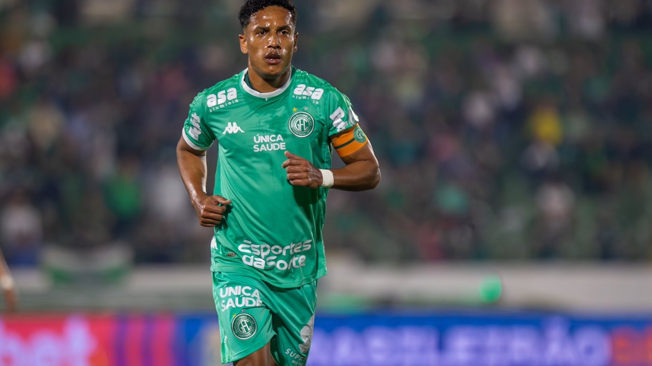 Louzer testa mudanças no Guarani antes de duelo paulista na Série B