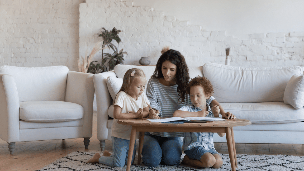 Como apoiar mães solo? Veja 7 atitudes que fazem a diferença na rotina