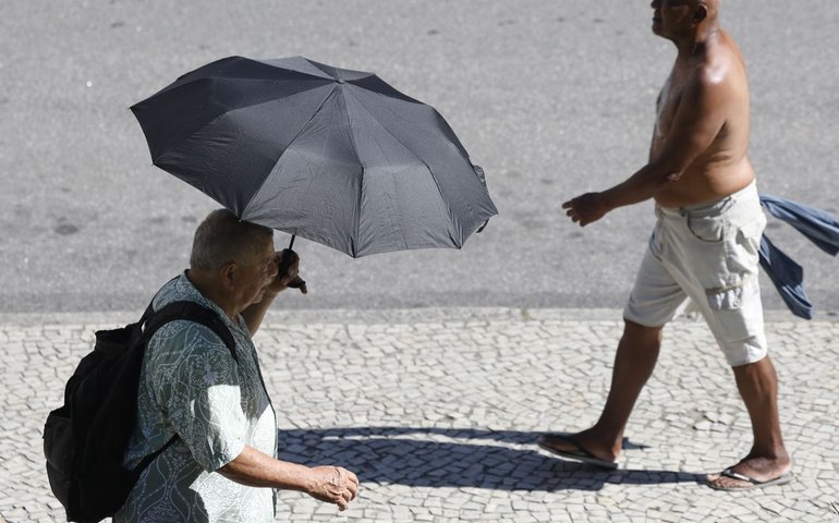 Com 40°C, Rio tem 450 atendimentos de saúde por dia por causa do calor