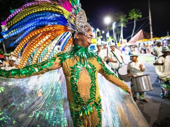 Com apoio a mais de 70 blocos de rua e escolas de samba, Prefeitura consolida Maceió como a capital das prévias
