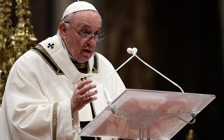 Papa Francisco faz apelo para silenciar as armas na Ucrânia