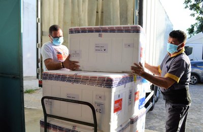 Alagoas recebe mais 1.500 doses do imunizantes AstraZeneca nesta quarta (13)