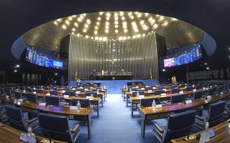 Oposição no Senado diz ter assinaturas para impeachment de Moraes