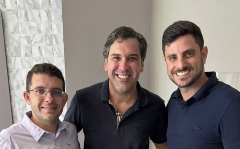 Prefeito Dalminho tem reunião com deputado Isnaldo Bulhões em busca de novos projetos para Belo Monte