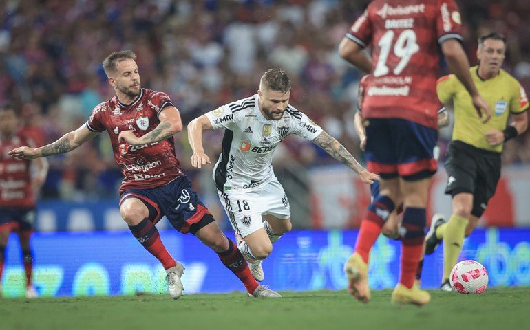 Fortaleza e Atlético-MG frustram torcedores e empatam sem gols no Castelão