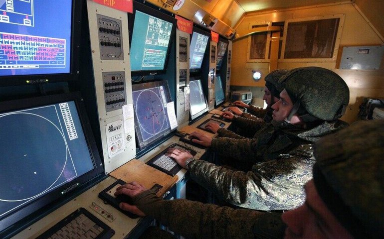 ‼ Defesa aérea russa abate 105 drones ucranianos, inclusive 35 sobre a região de Moscou, diz MD