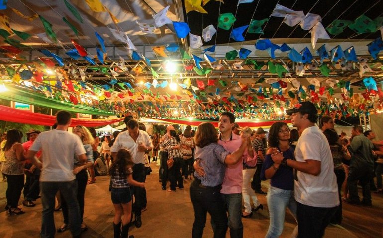 Secretaria orienta sobre autorizações para festas juninas