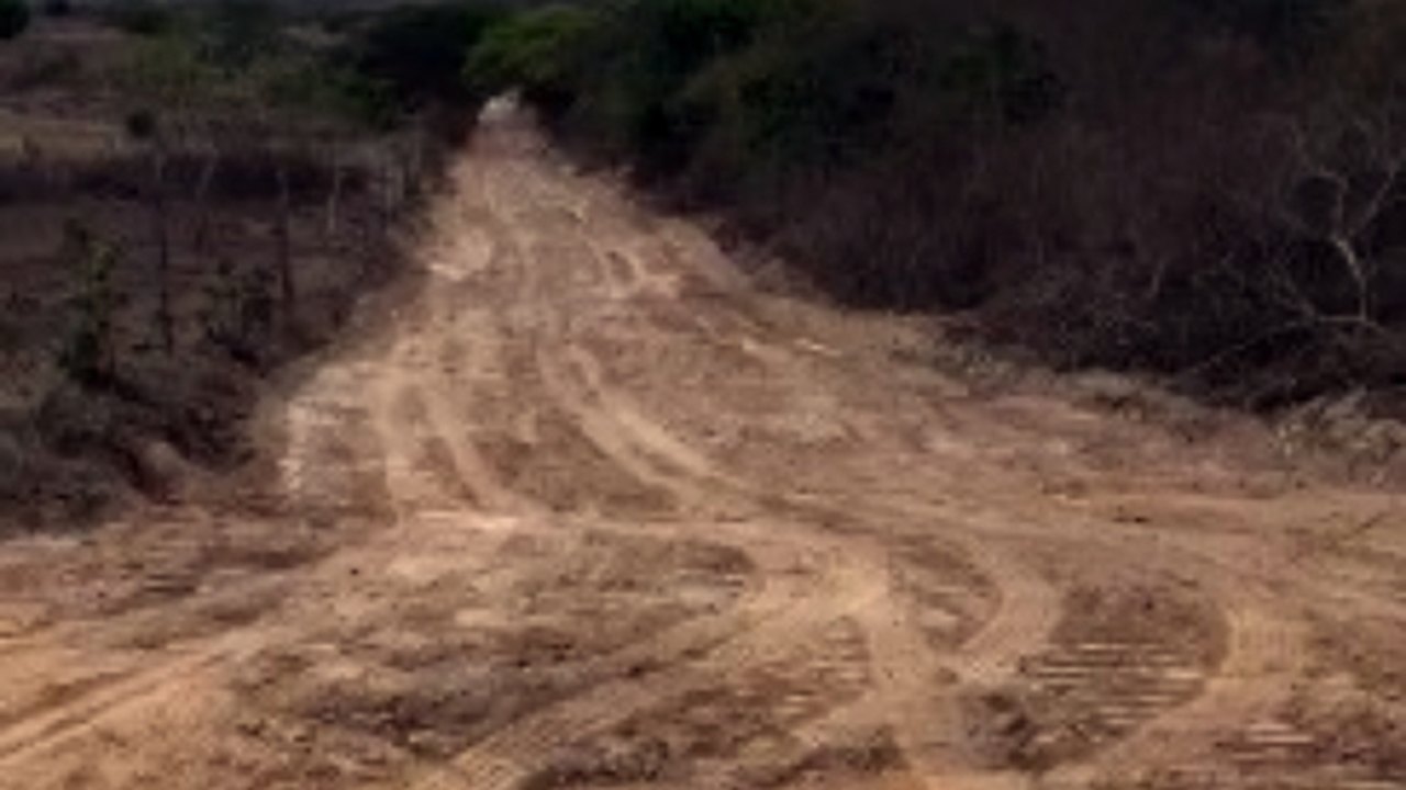 Prefeitura de Traipu reabre estrada que estava obstruída há mais de 8 anos