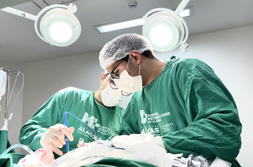 Hospital Metropolitano de Alagoas realiza cirurgia urológica de alta complexidade por videolaparoscopia