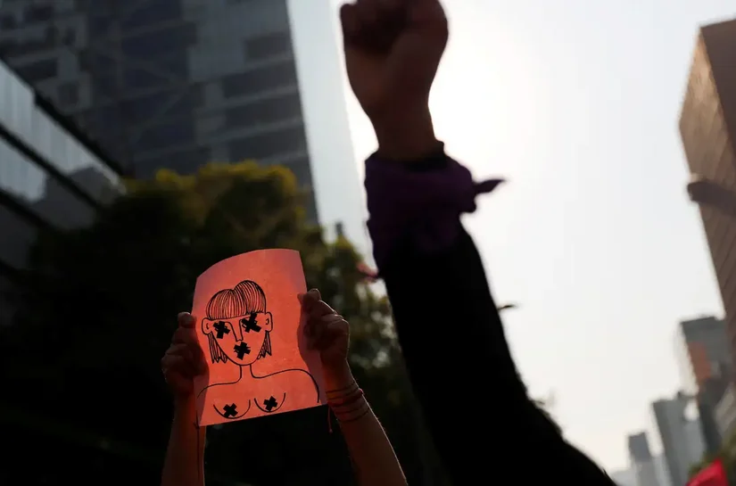 Ocorrência de violência digital contra mulheres cresceu 188% em um ano