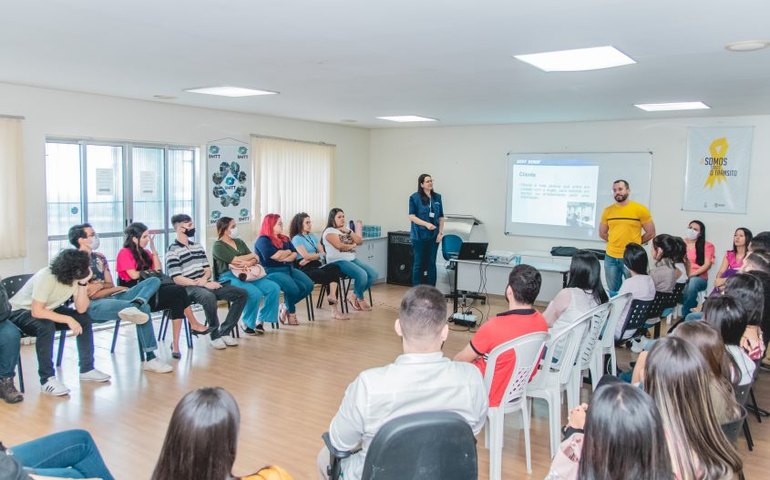 SMTT promove palestra voltada para os estagiários do órgão