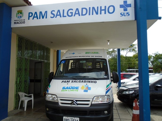 Viver sem Limites: Pam Salgadinho recebe veículo adaptado