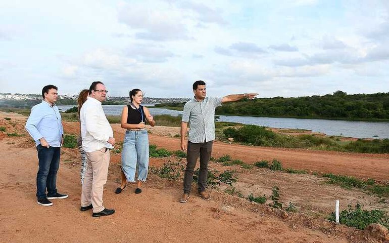 Prefeito Luciano executa mais uma obra de mobilidade urbana e de defesa ambiental