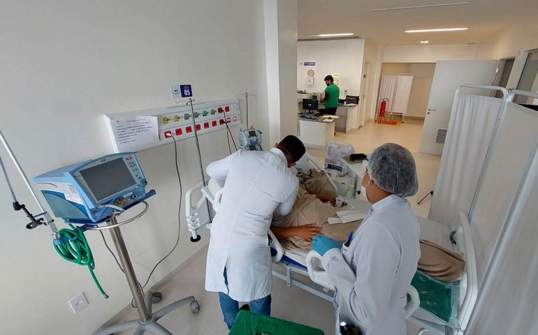 Hospital do Coração Alagoano garante atendimento odontológico a pacientes internados