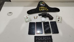 Após perseguição policial, dois suspeitos de assalto à armada são presos e outro foge em Aracaju / Foto: Foto: Polícia Militar/SE