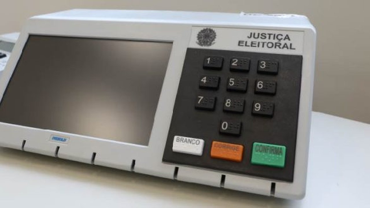 A luta contra as fake news e a importância da checagem de enquetes e pesquisas