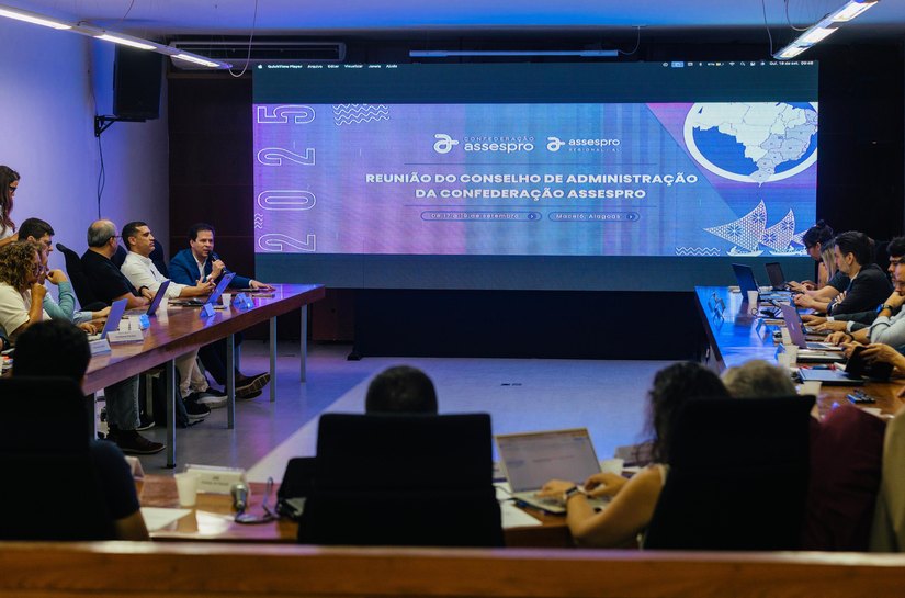 JHC prestigia evento que reúne em Maceió líderes de tecnologia de todo o Brasil