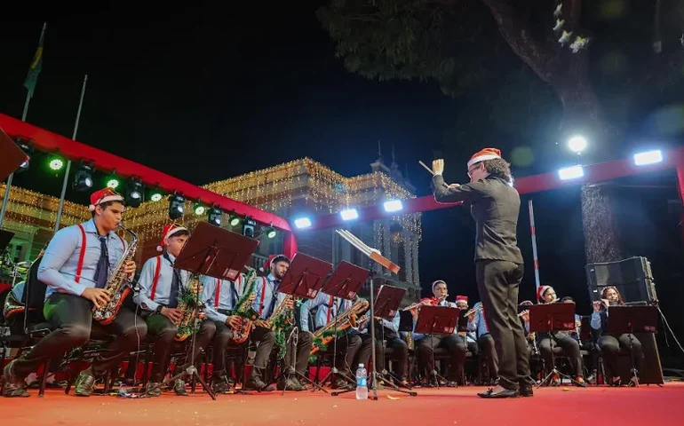 Natal dos Sonhos continuam em Sobral com nova apresentação no Teatro São João