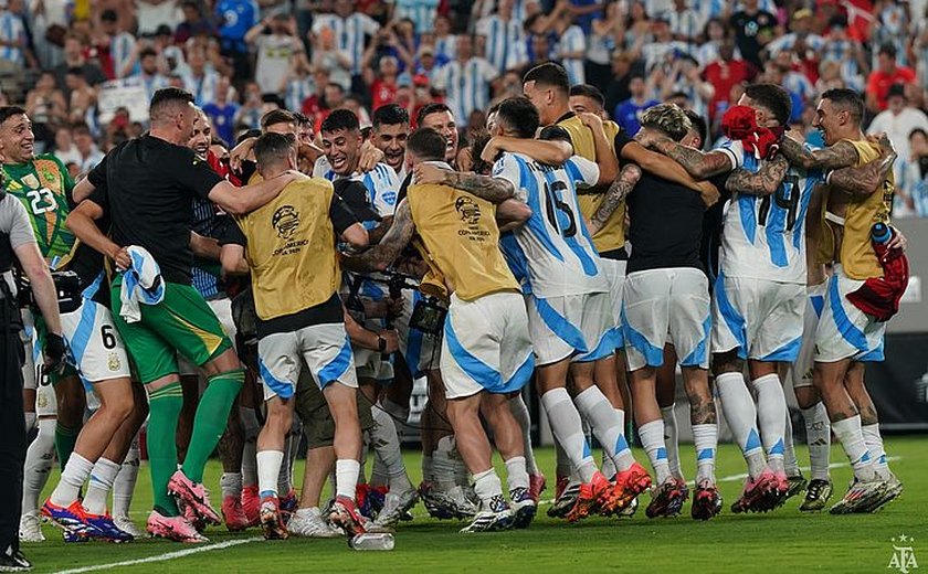 Argentina derrota Canadá e vai decidir a Copa América mais uma vez