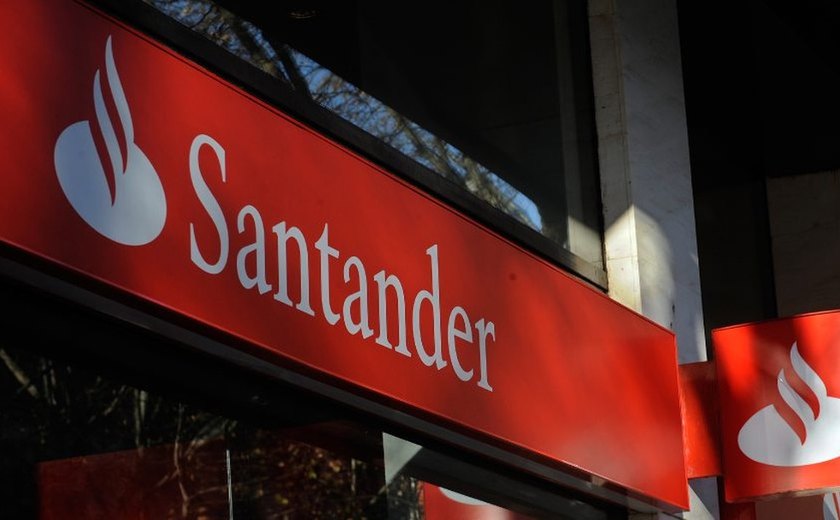 Santander tem prejuízo inesperado de 11,1 bilhões de euros no 2º trimestre