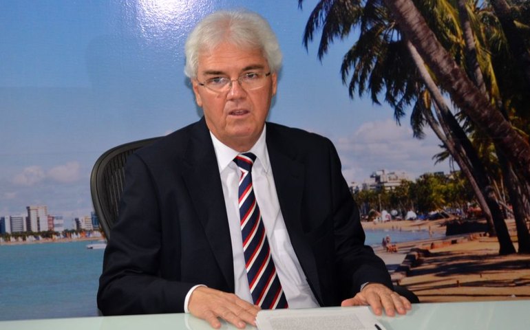 Ministério Público denuncia prefeito Cristiano Matheus pelo crime de fraude à licitação