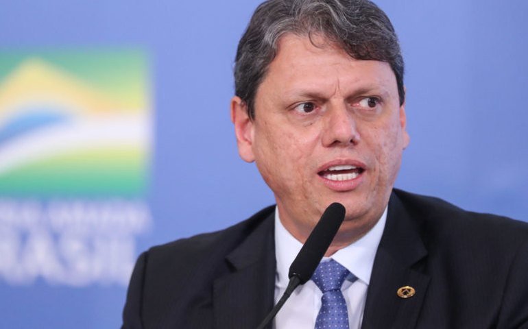 Tarcísio se move por anistia, enquanto se equilibra para despertar ira dos Bolsonaros e do STF