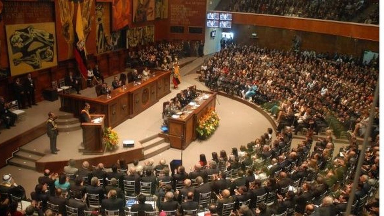 Referendo aprofunda militarização e controle dos EUA sobre Equador