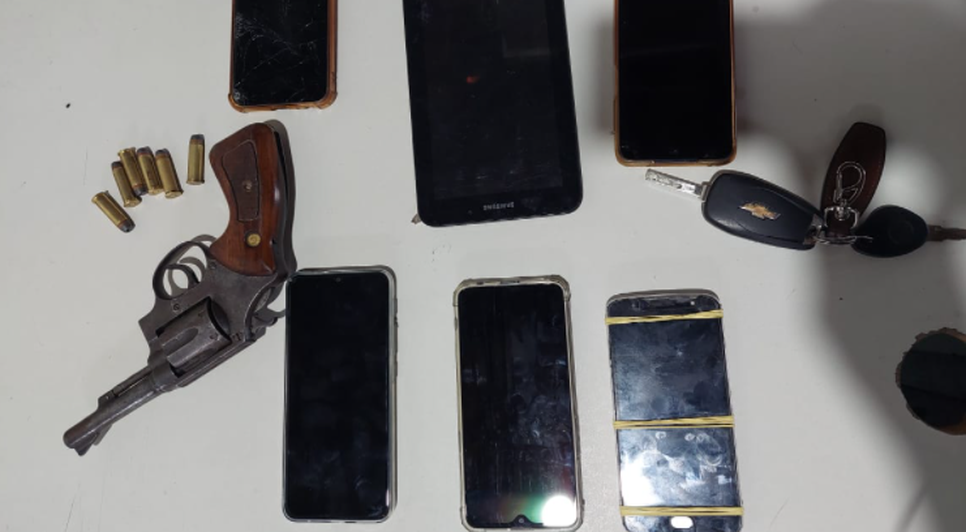 Trio suspeito de assaltar mercearia é preso em Santa Luzia do Itanhy