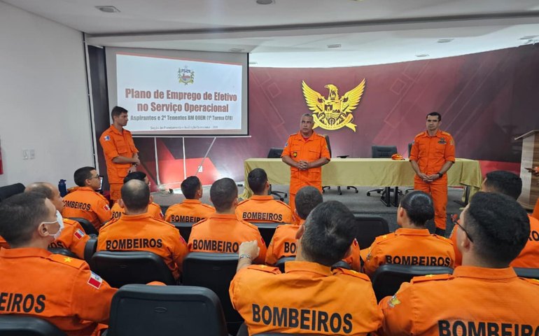 Corpo de Bombeiros integra 17 novos aspirantes ao serviço em Alagoas