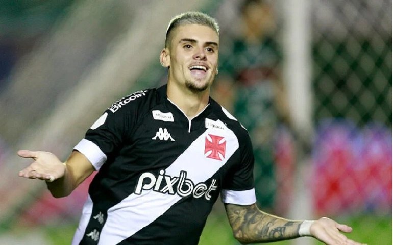 Com escalação principal, Vasco domina Portuguesa e desencanta no Carioca