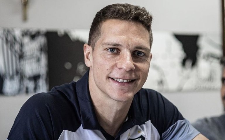 Furch aparece no BID e pode estrear pelo Santos contra o Fluminense