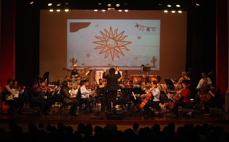 Orquestra Filarmônica de Alagoas presta homenagem a Cartola em concerto especial