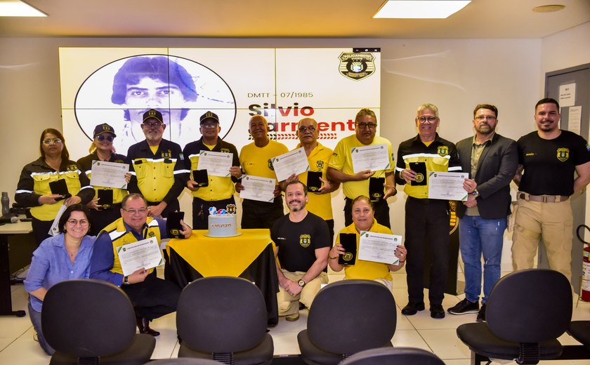 Servidores do DMTT são homenageados por 40 anos de serviços prestados
