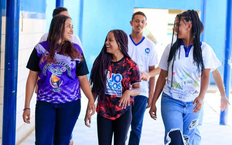 Edital de programa de intercâmbio traz requisitos para estudantes da rede estadual