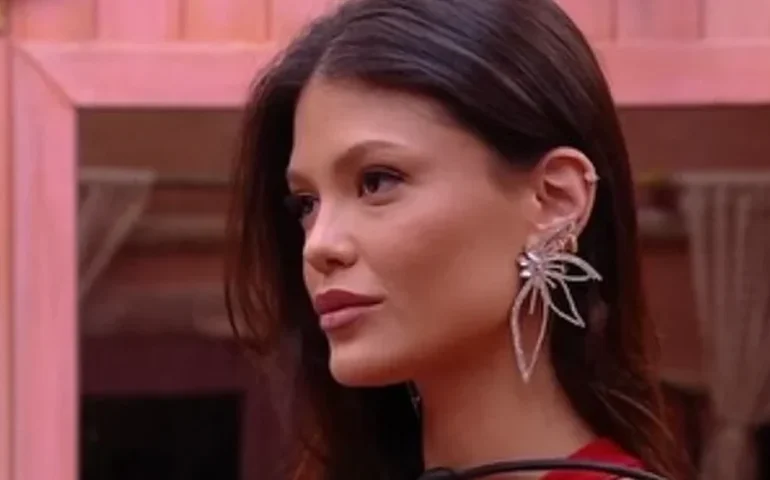 'BBB 25': Vitória Strada participará da dinâmica que pode mandar brother para a Superxepa