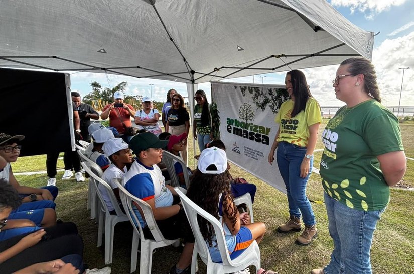 Prefeitura de Maceió realiza plantio de 20 árvores no Mirante da Santa Amélia