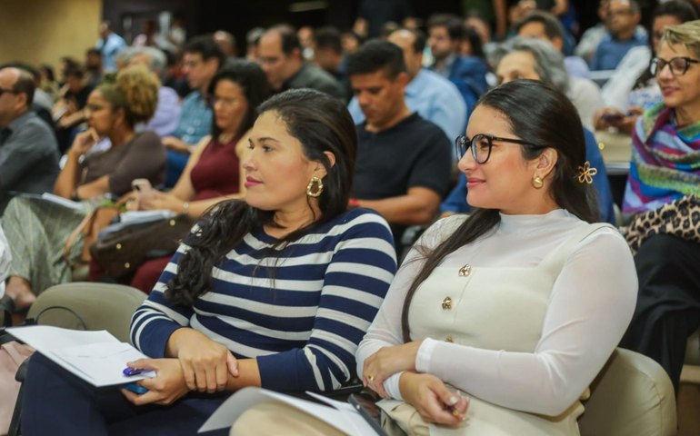 Servidores do Poder Executivo Estadual têm feriado prolongado na próxima semana