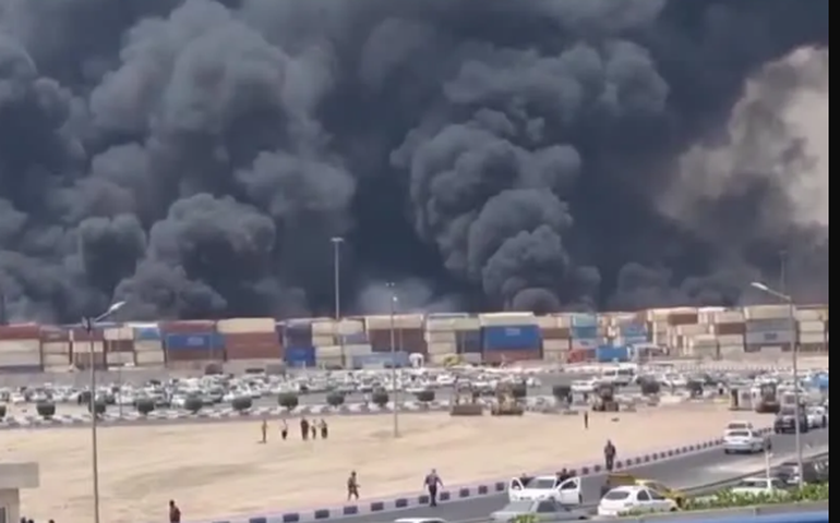 Mortos em explosão em porto no Irã sobem para 14