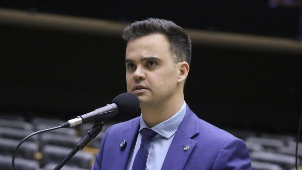 Projeto inclui educação tributária no currículo dos ensinos fundamental e médio