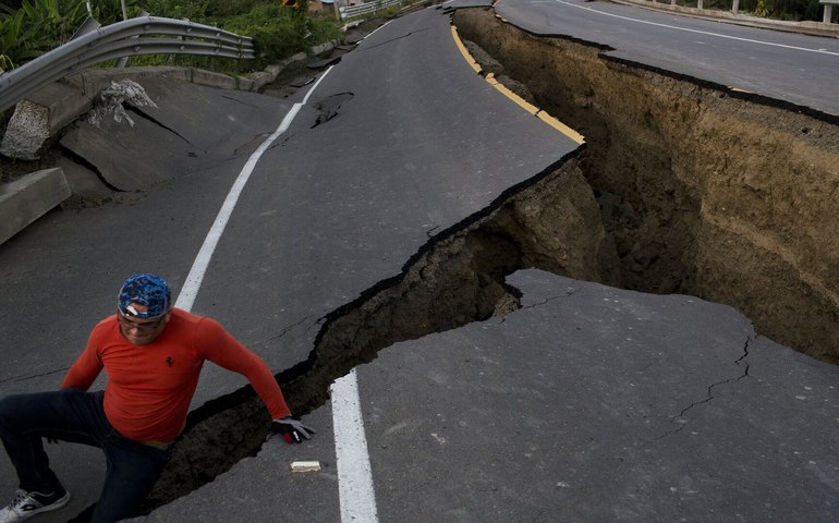 Terremoto de magnitude 5,7 atinge o Equador
