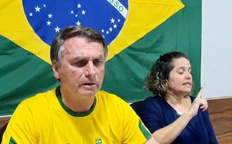 Bolsonaro é condenado a pagar R$ 150 mil por fala sobre refugiadas adolescentes: 'Pintou um clima'