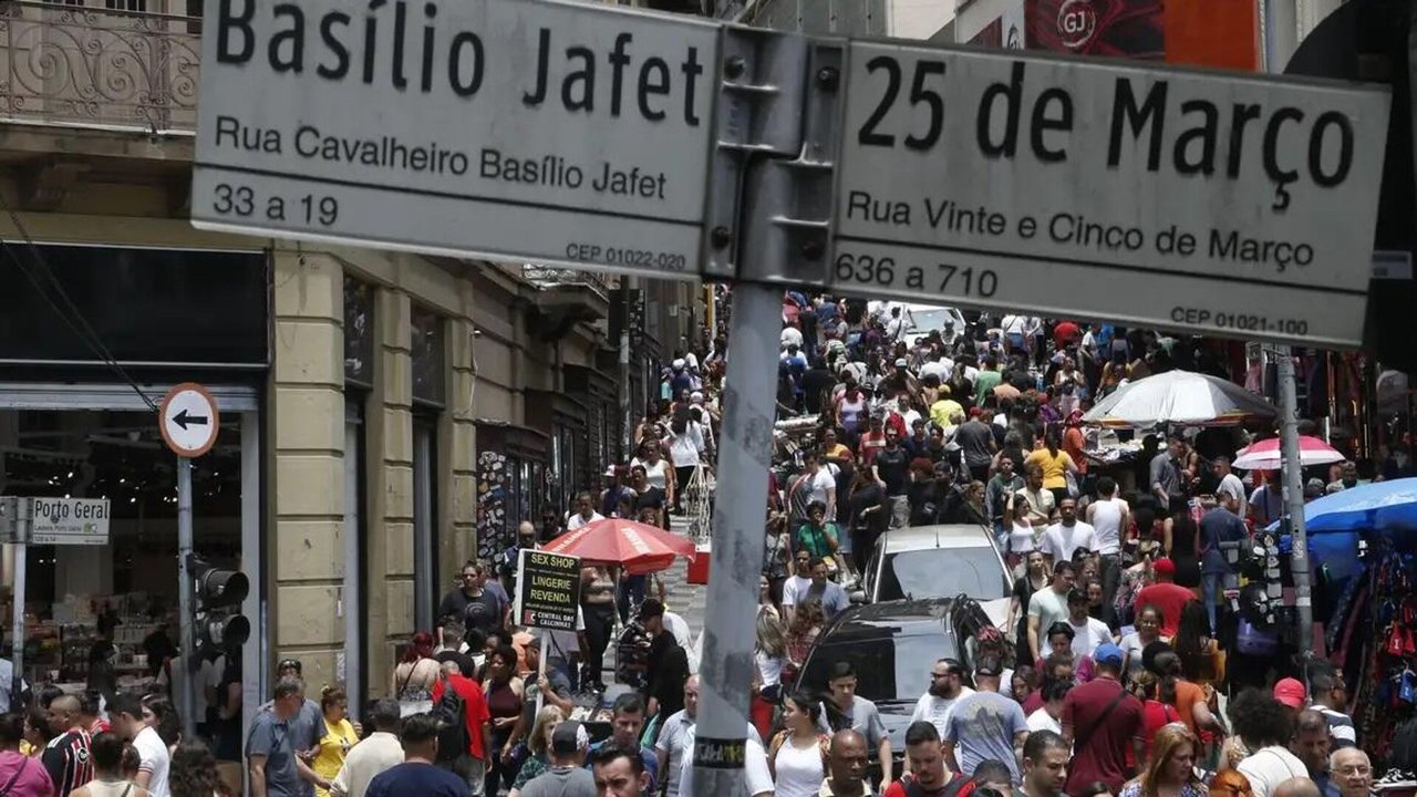 Brasil registra menor número de nascimentos dos últimos 50 anos; população começa a encolher em 2042