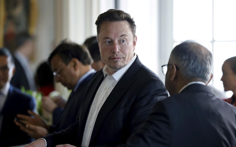 EUA 'não terão dinheiro para nada' se a questão da dívida nacional não for resolvida, alerta Musk