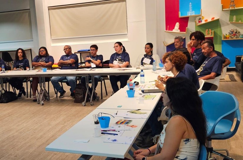 Estudantes de Núcleo de Inovação da Semed participam de oficina sobre modelo de negócio